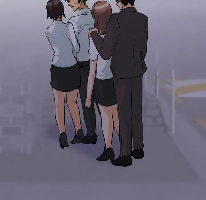 漫画《同事换换爱》第106话第53张图