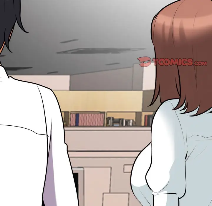 漫画《同事换换爱》第133话第104张图
