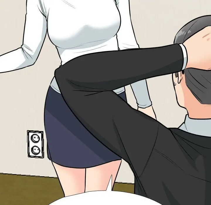 漫画《同事换换爱》第195话第74张图