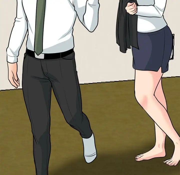 漫画《同事换换爱》第195话第82张图