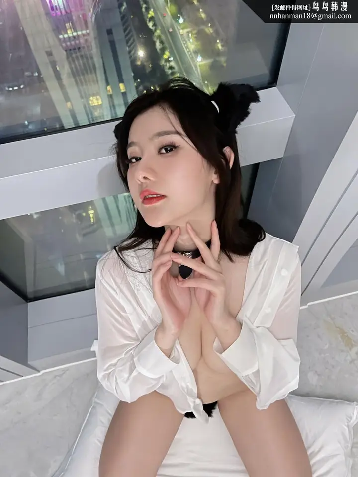 漫画《阿朱性感图集》阿朱第34张图