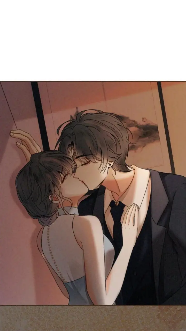 漫画《明撩！暗诱！和顶流影帝恋综撒糖》第315话 两人亲热被拍第2张图