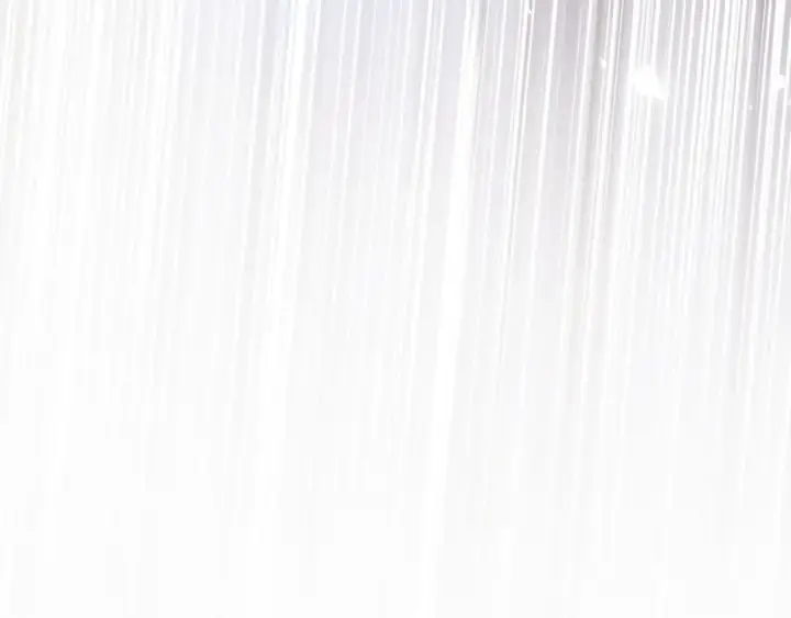 漫画《师尊：这个冲师逆徒才不是圣子》第34话 师尊渡劫！算你这逆徒还有良心！第63张图