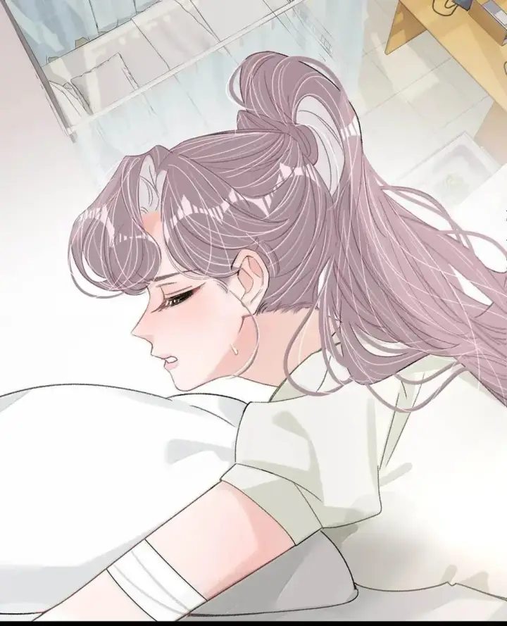 漫画《我在恋综被影后后妈强制爱了》051 被讨厌的后妈脱了裤子打针。第15张图